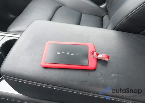 2021 Tesla Model Y Long Range Dual Motor All-Wheel Drive из США, поврежденный, VIN 5YJYGDEE2MF299721